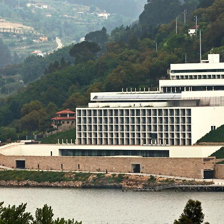 Douro Royal Valley Hotel & Spa Ribadouro Exterior photo The university library