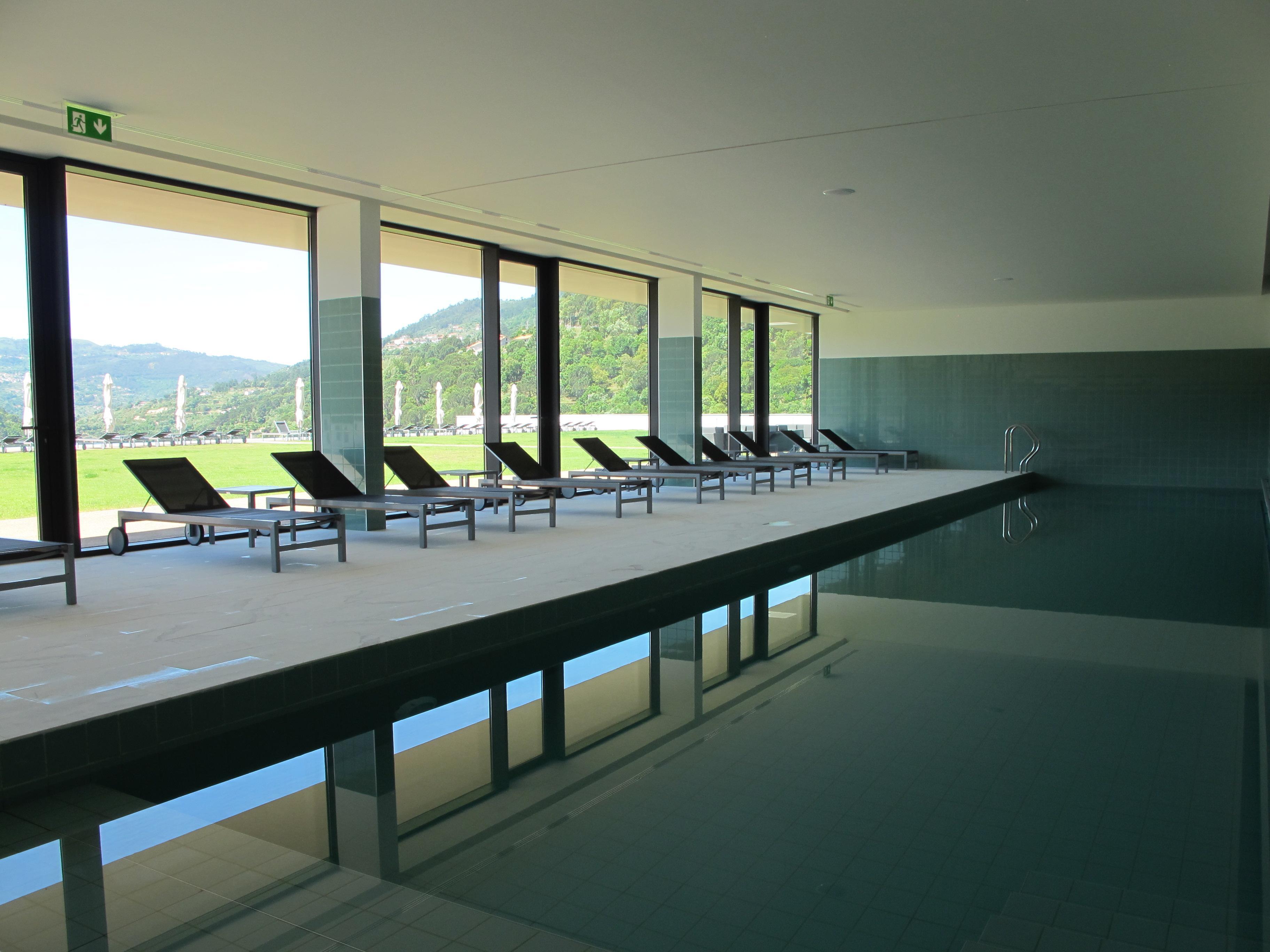 Douro Royal Valley Hotel & Spa Ribadouro Exterior photo The indoor pool