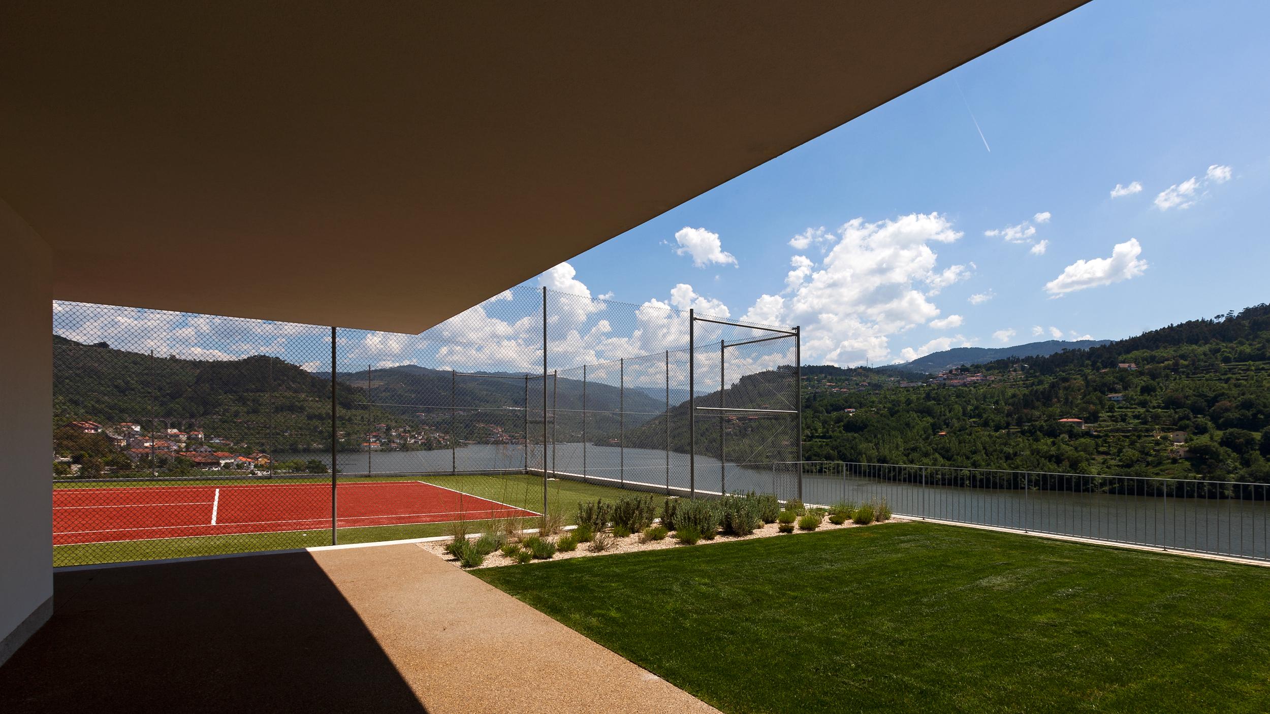 Douro Royal Valley Hotel & Spa Ribadouro Exterior photo Tennis courts