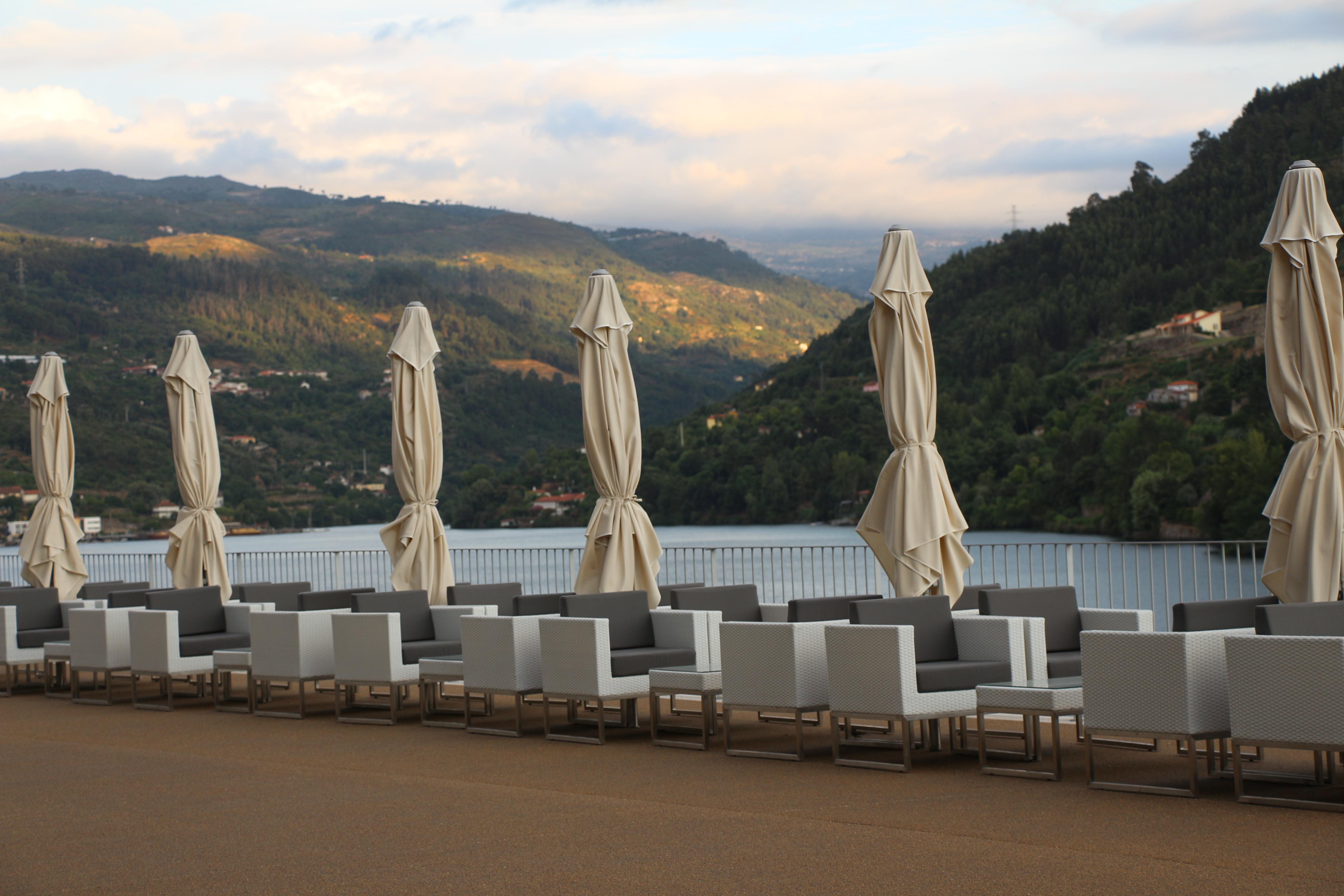 Douro Royal Valley Hotel & Spa Ribadouro Exterior photo The view from the hotel