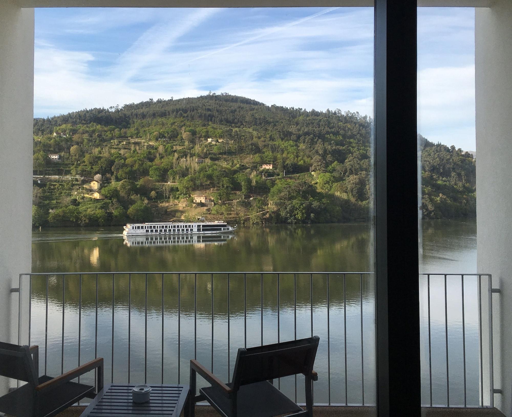 Douro Royal Valley Hotel & Spa Ribadouro Exterior photo View of the River Douro from the hotel